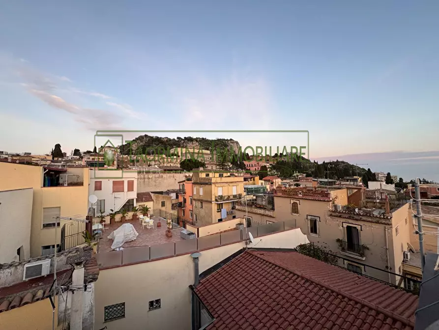 Immagine 38 di Appartamento in vendita  in Via Calapitrulli 9/B a Taormina