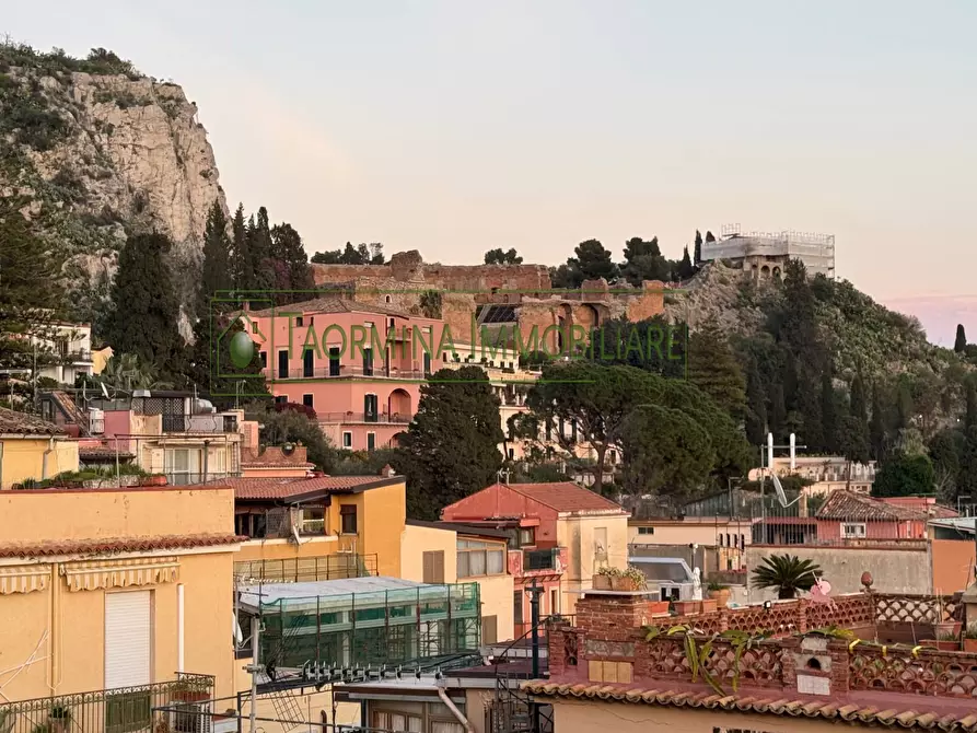 Immagine 39 di Appartamento in vendita  in Via Calapitrulli 9/B a Taormina