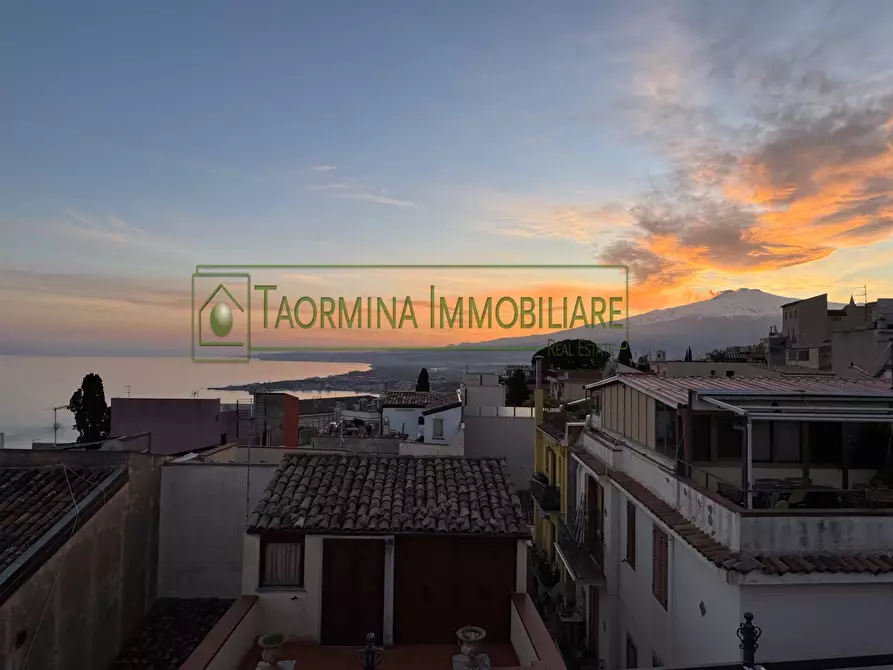 Immagine 31 di Appartamento in vendita  in Via Calapitrulli 9/B a Taormina