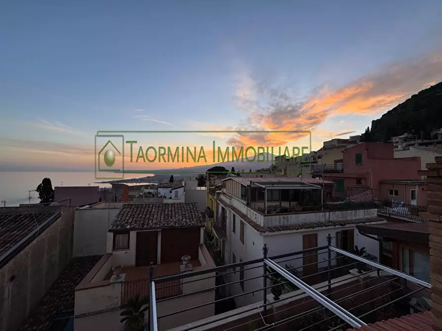 Immagine 33 di Appartamento in vendita  in Via Calapitrulli 9/B a Taormina