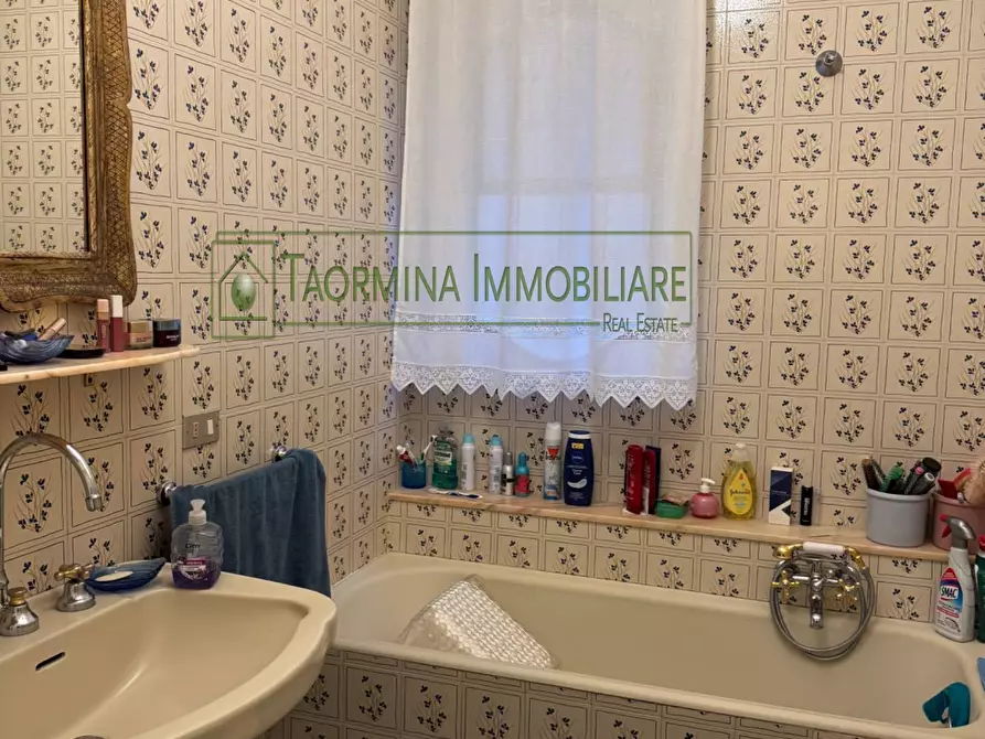 Immagine 22 di Appartamento in vendita  in Via Calapitrulli 9/B a Taormina