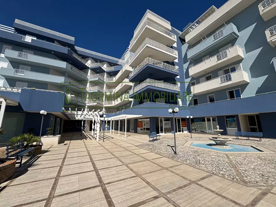 Immagine 1 di Appartamento in affitto  in Viale Jannuzzo a Giardini-Naxos