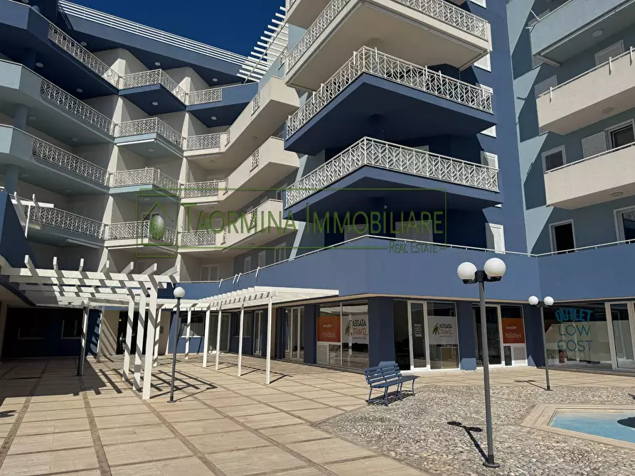 Immagine 2 di Appartamento in affitto  in Viale Jannuzzo a Giardini-Naxos