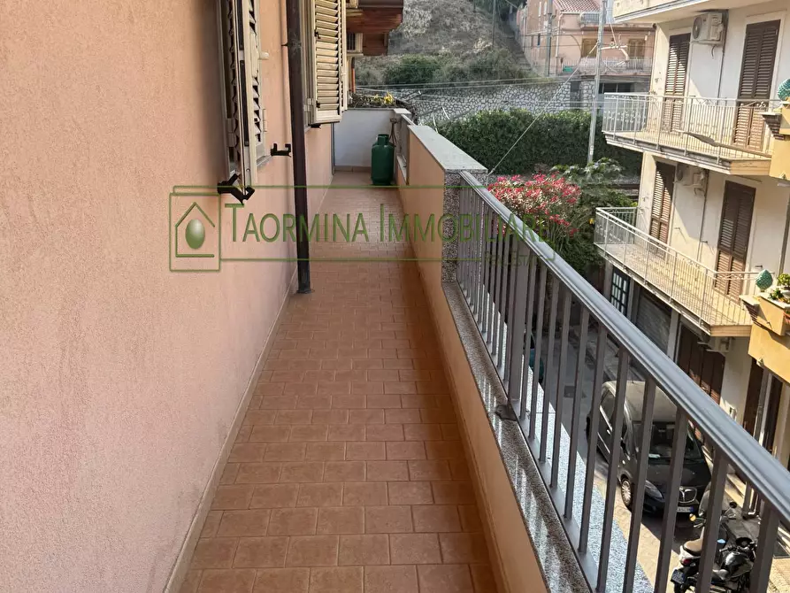 Immagine 19 di Appartamento in vendita  in Via Colajanni s.n.c. a Taormina