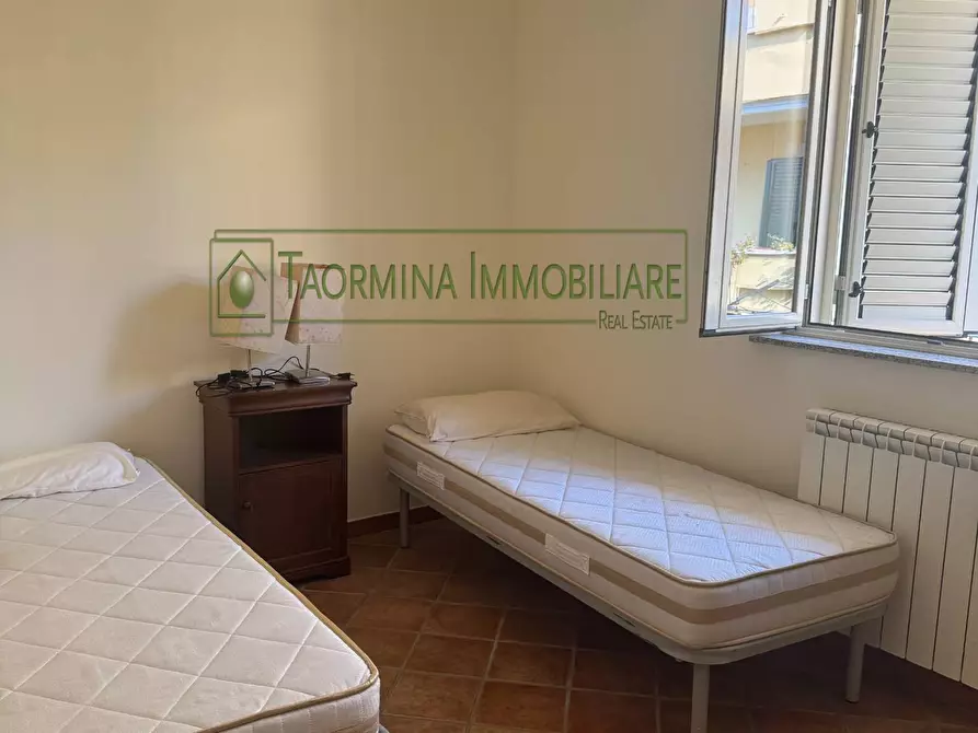 Immagine 8 di Appartamento in vendita  in Via Colajanni s.n.c. a Taormina