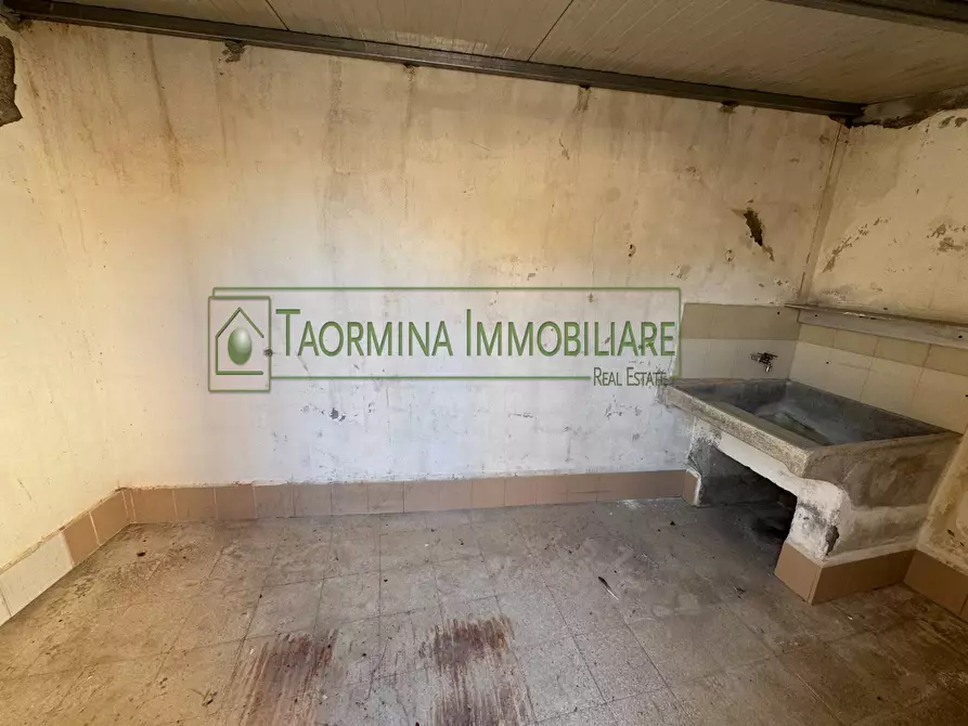 Immagine 17 di Casa indipendente in vendita  in Via Vittorio Emanuele 133 a Giardini-Naxos