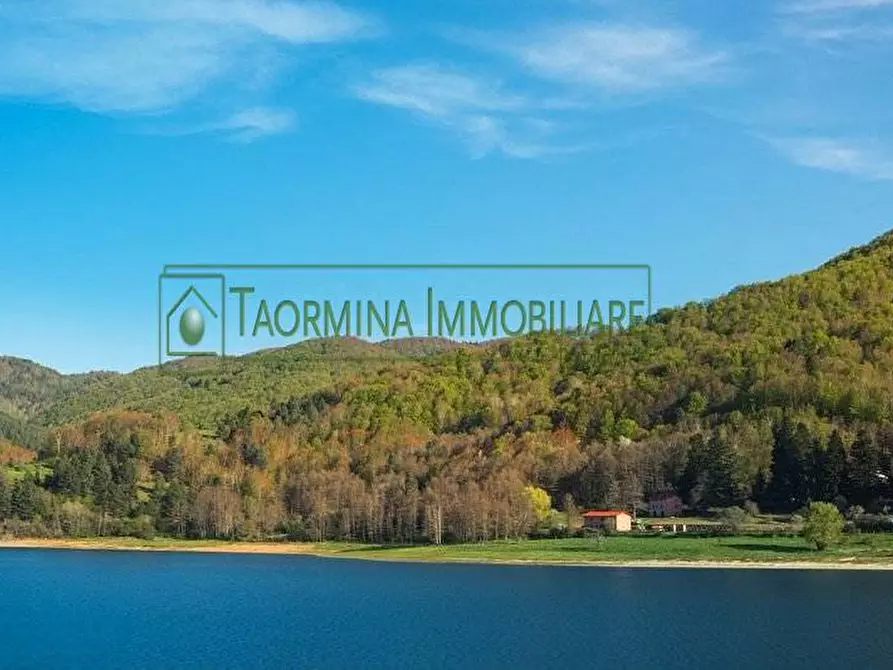 Immagine 1 di Appartamento in vendita  in Via Brigante s.n.c. a Cotronei