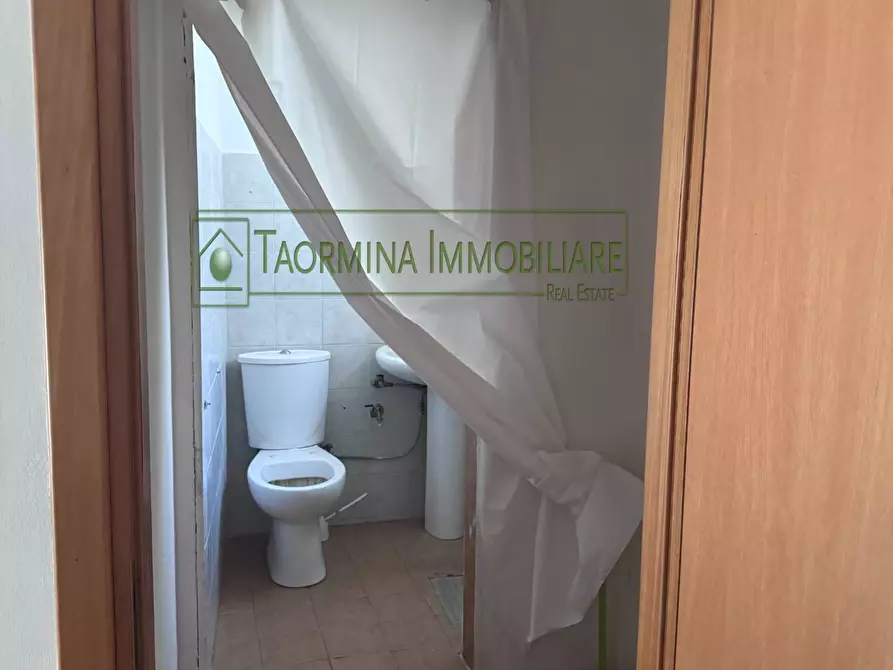 Immagine 8 di Locale commerciale in vendita  in Via R. Margherita 85 a Antillo