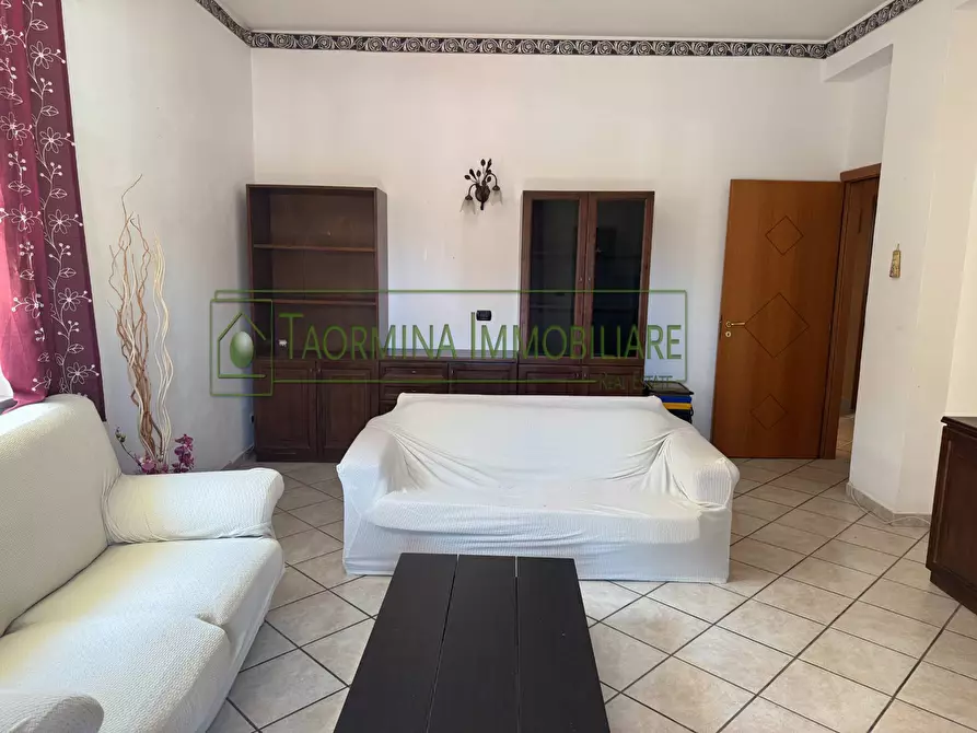 Immagine 14 di Appartamento in vendita  in Via Venezia 31 a Giardini-Naxos