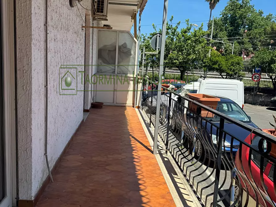 Immagine 25 di Appartamento in vendita  in Via Venezia 31 a Giardini-Naxos