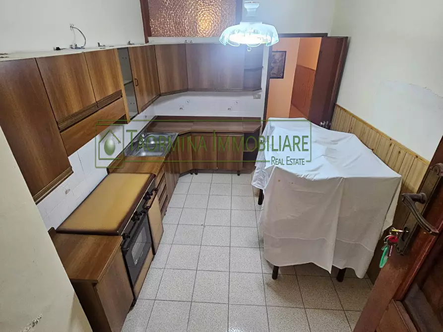 Immagine 13 di Appartamento in vendita  in Via L. Ariosto 7 a Antillo