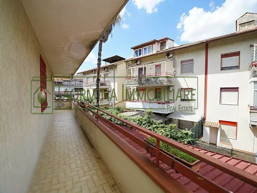 Immagine 8 di Appartamento in vendita  in Via Ruggero Leoncavallo a Taormina