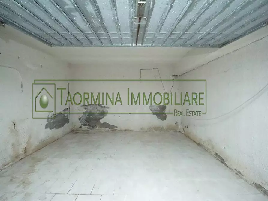 Immagine 23 di Appartamento in vendita  in Via Ruggero Leoncavallo a Taormina