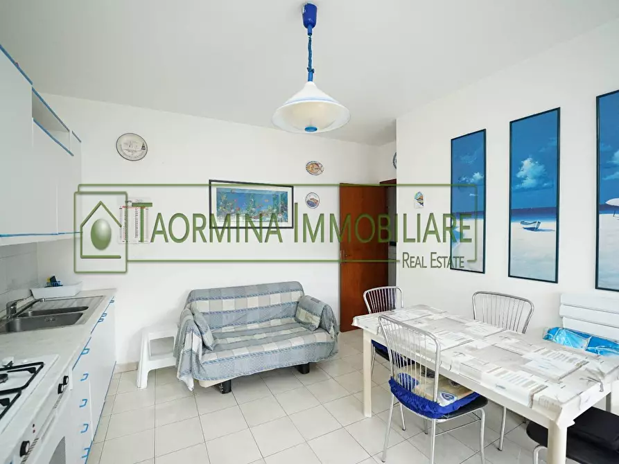 Immagine 19 di Appartamento in vendita  in Via Ruggero Leoncavallo a Taormina