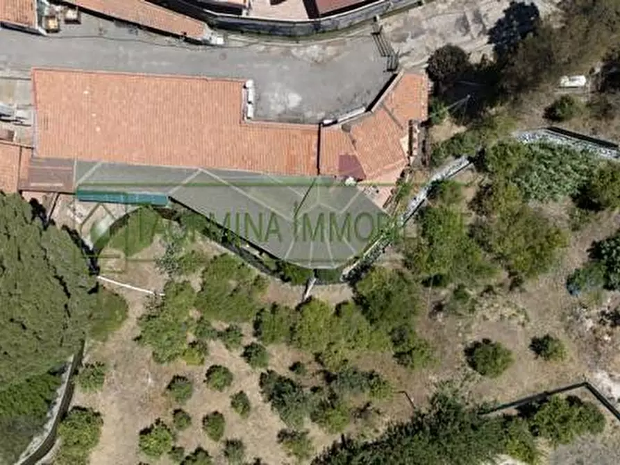 Immagine 7 di Negozio in vendita  in Contrada Feo Coniglio snc a Taormina