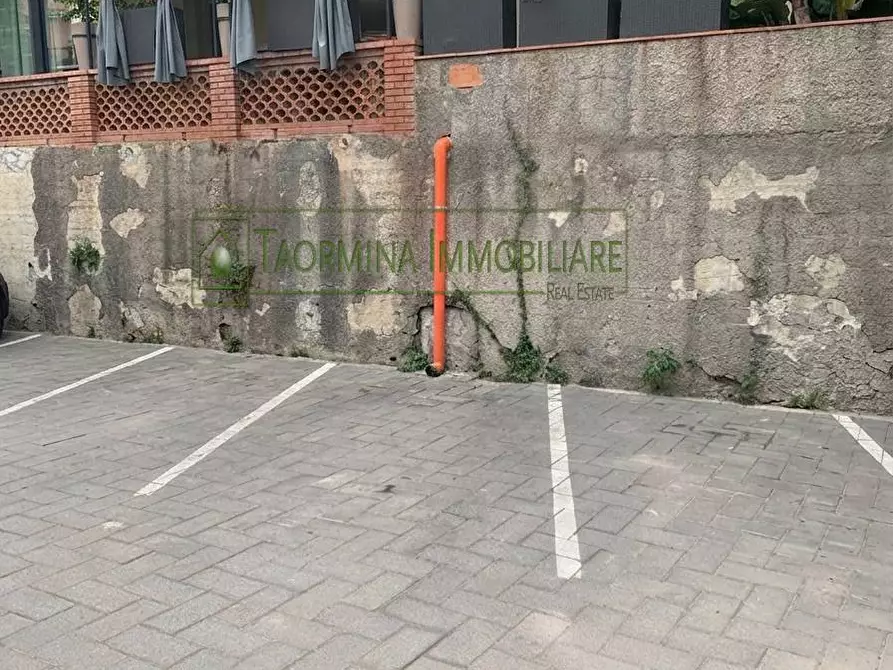 Immagine 9 di Appartamento in vendita  in Via Francesco Atenasio 3 a Taormina