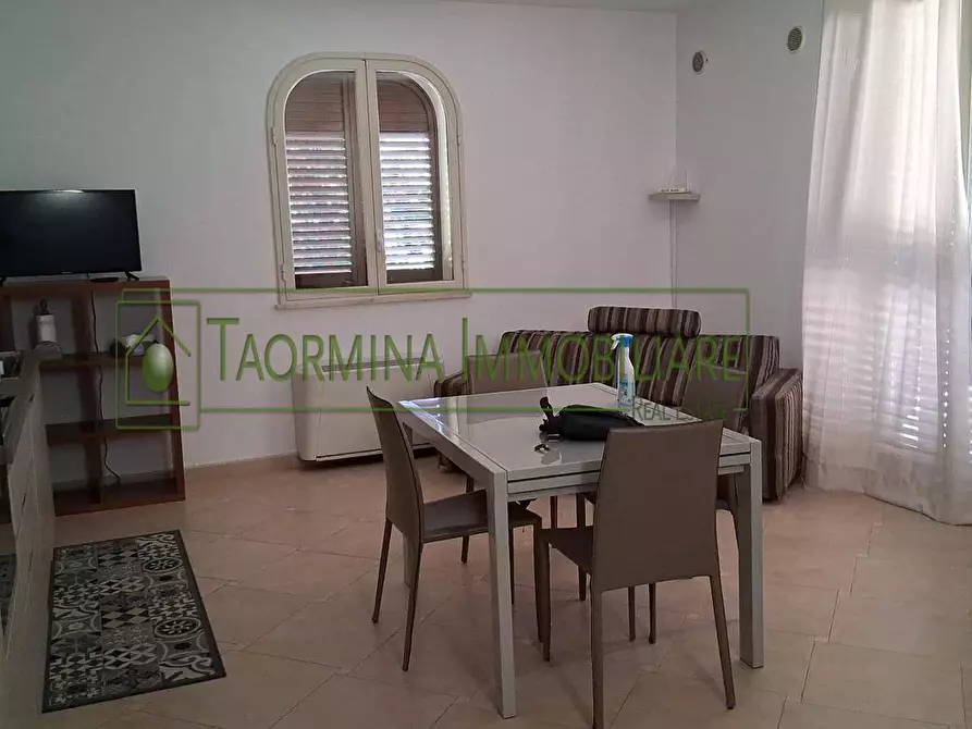 Immagine 2 di Appartamento in vendita  in Via Francesco Atenasio 3 a Taormina