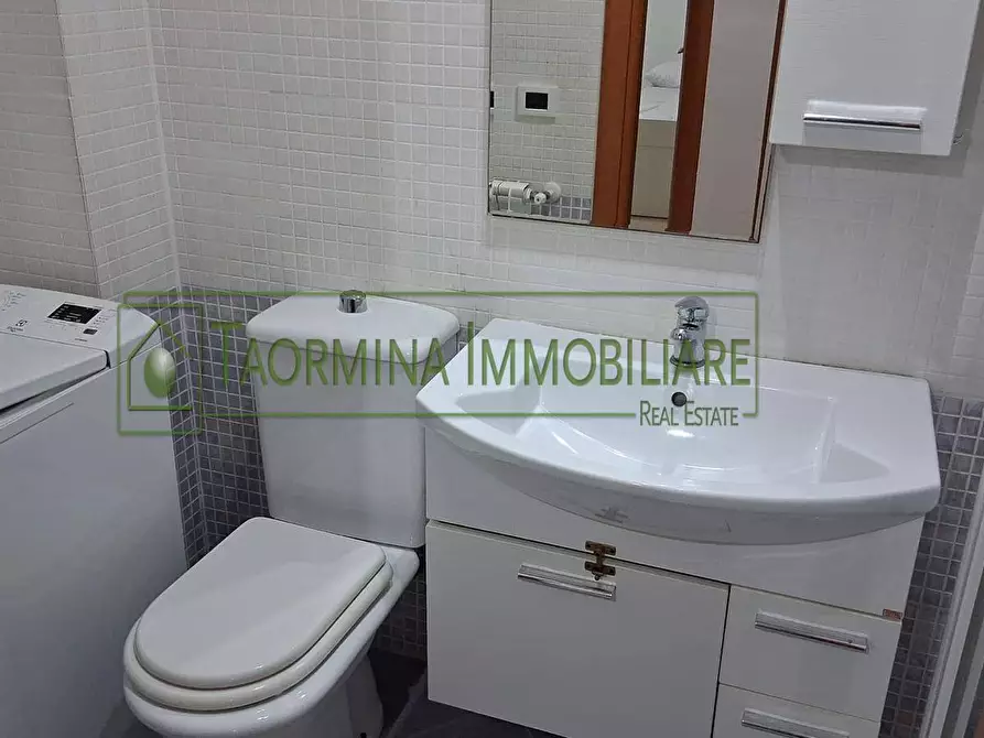 Immagine 7 di Appartamento in vendita  in Via Francesco Atenasio 3 a Taormina