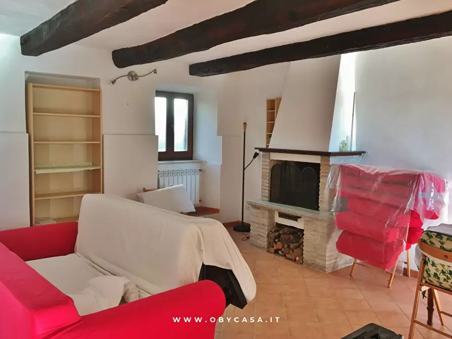 Immagine 1 di Casa indipendente in affitto  in Oriolo Romano a Arlena Di Castro