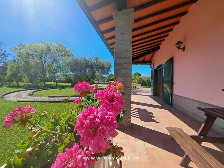 Immagine 4 di Villa in vendita  in Vejano a Arlena Di Castro