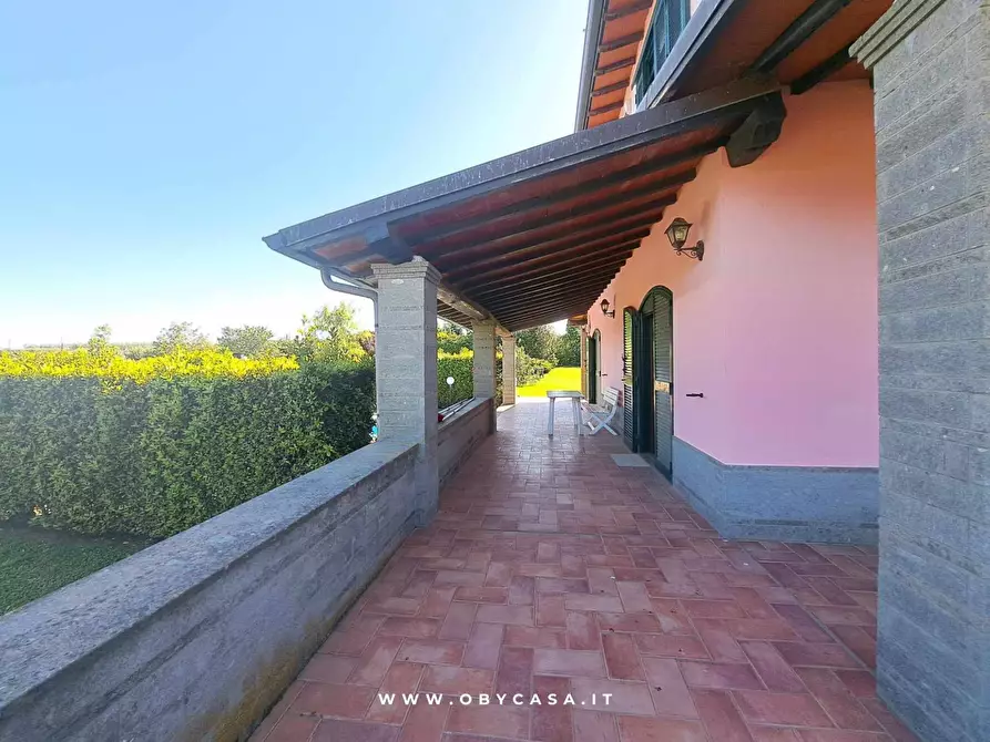 Immagine 5 di Villa in vendita  in Vejano a Arlena Di Castro