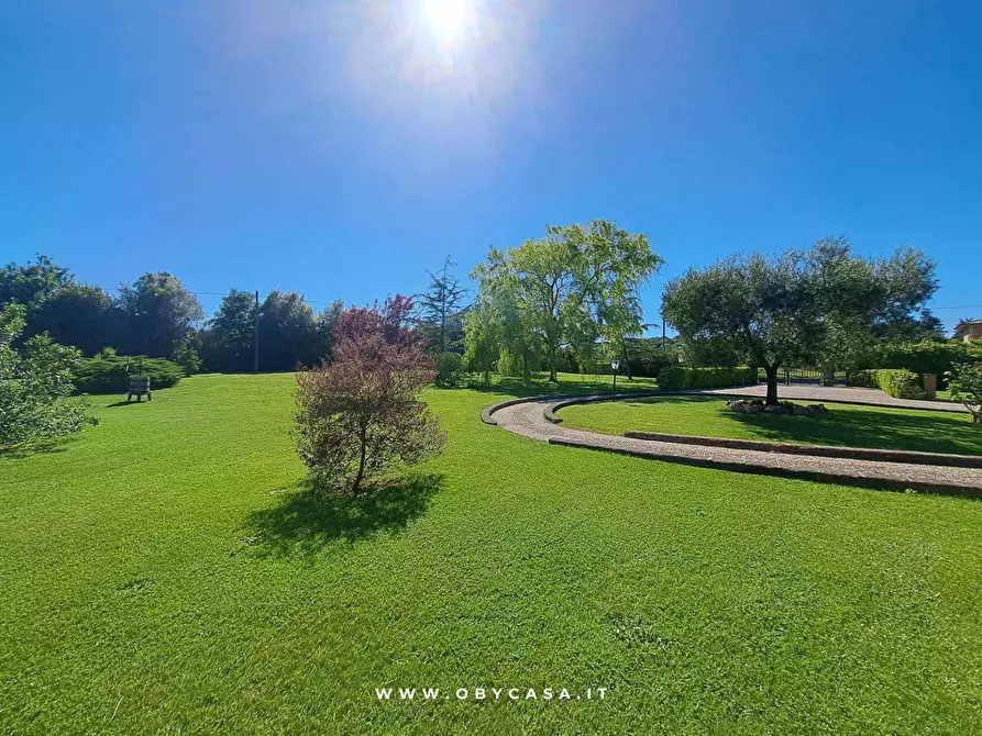 Immagine 47 di Villa in vendita  in Vejano a Arlena Di Castro