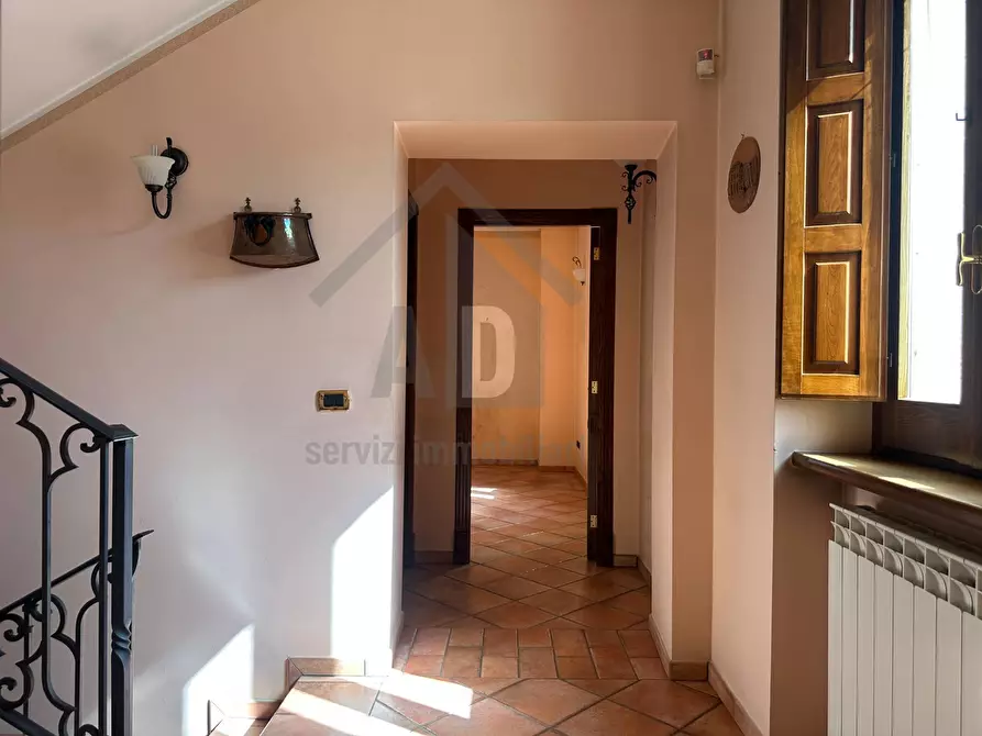 Immagine 15 di Villa in vendita  in VIALE VIRGILIO 9 a Altilia