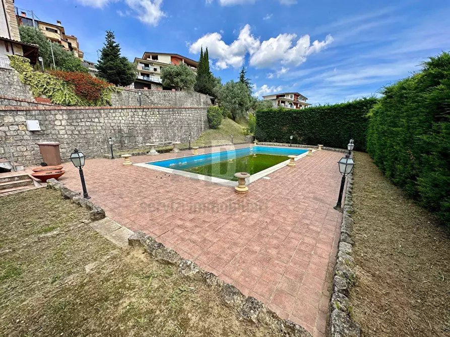Immagine 44 di Villa in vendita  in VIALE VIRGILIO 9 a Altilia