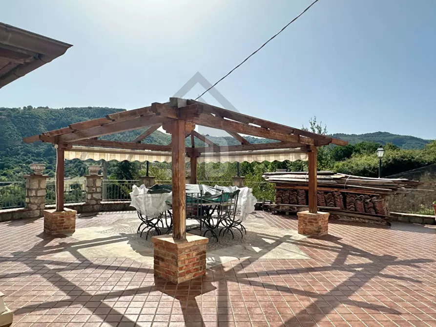 Immagine 55 di Villa in vendita  in VIALE VIRGILIO 9 a Altilia
