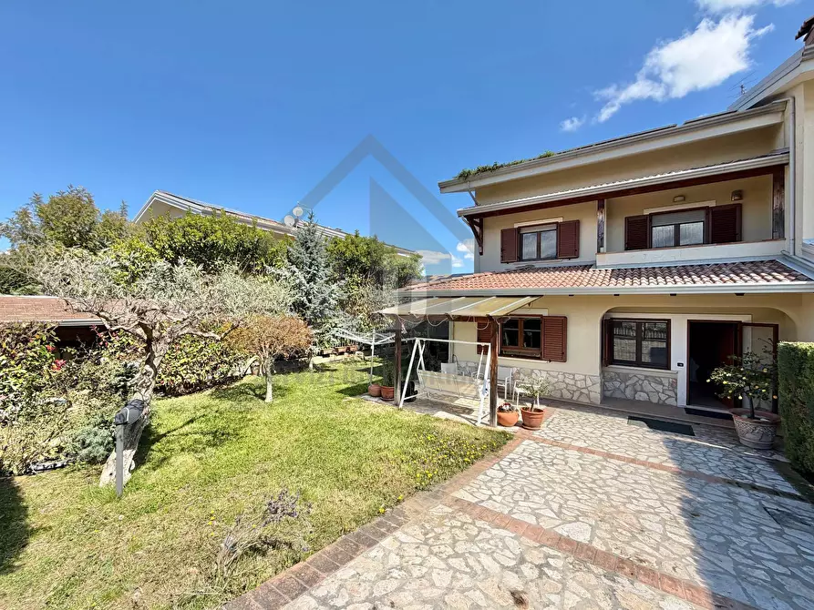 Immagine 30 di Casa semindipendente in vendita  in via motta 53 a Altilia