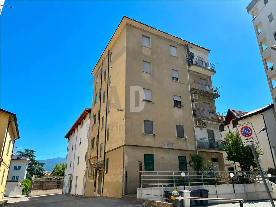 Immagine 1 di Appartamento in vendita  in via padre martino maria milito 2 a Cosenza