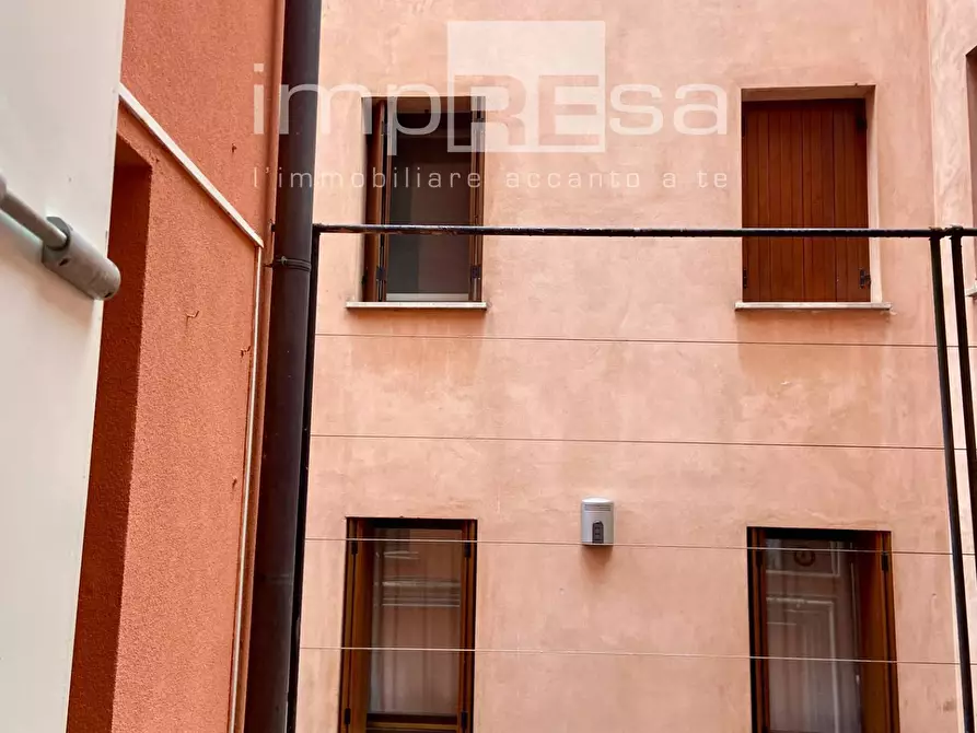 Immagine 10 di Appartamento in vendita  in vicolo Barberia 86 a Treviso