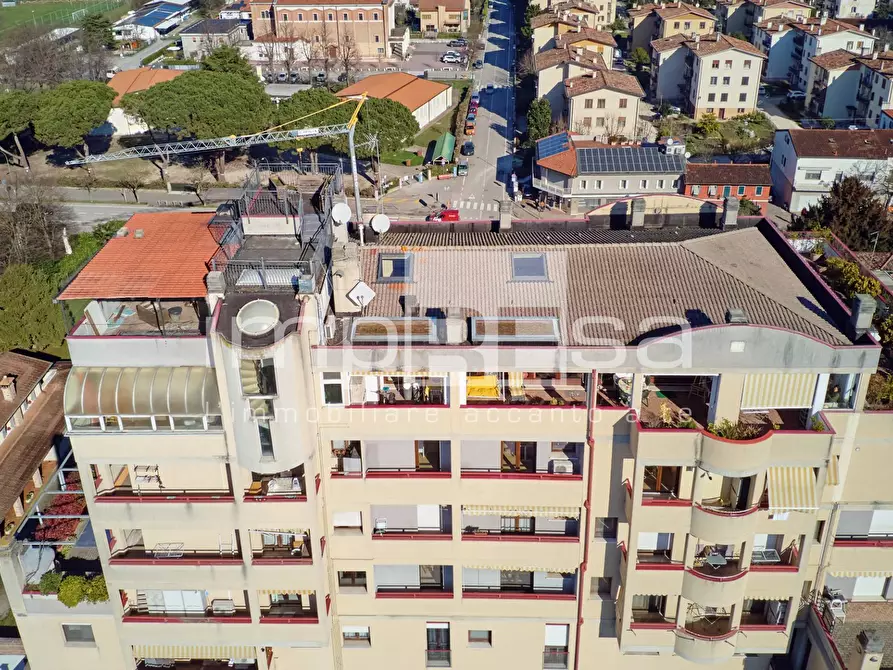 Immagine 26 di Attico in vendita  in via roma 127 a Mogliano Veneto