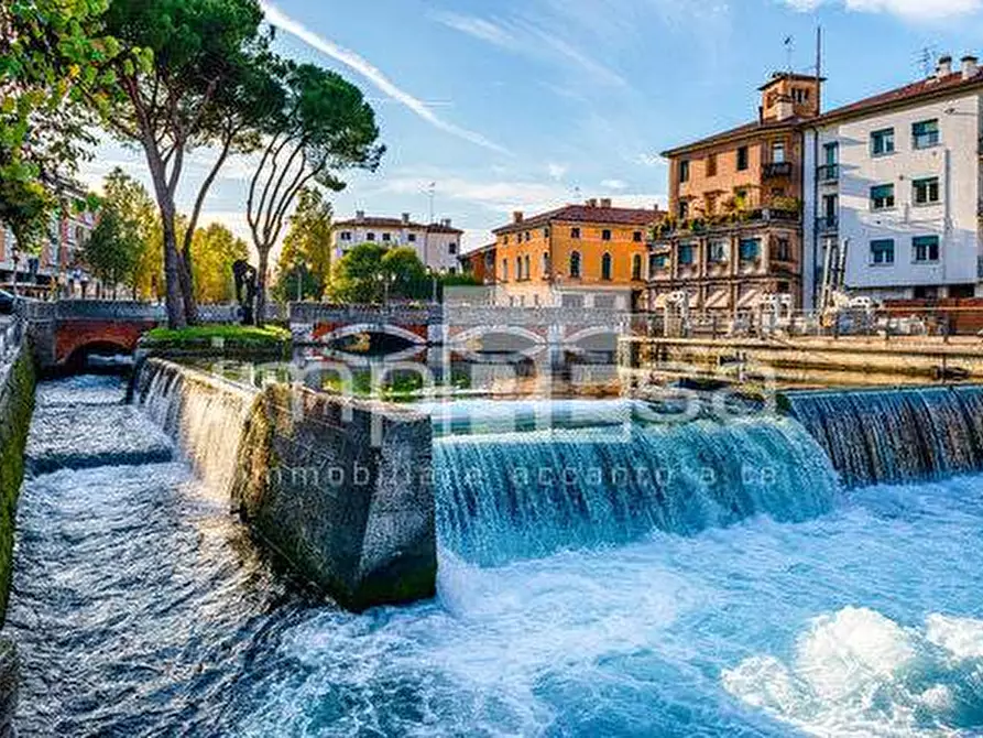 Immagine 6 di Appartamento in vendita  in vicolo Barberia 86 a Treviso