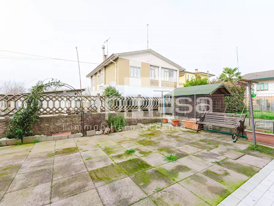 Immagine 3 di Villetta a schiera in vendita  in Via Cristoforo Colombo 86 a Jesolo