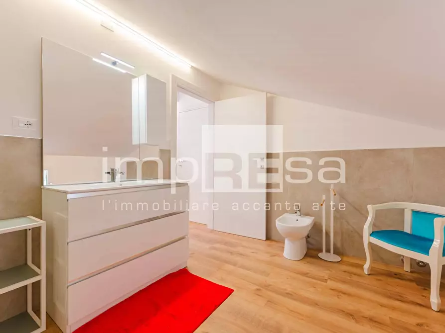 Immagine 31 di Villetta a schiera in vendita  in Via Cristoforo Colombo 86 a Jesolo