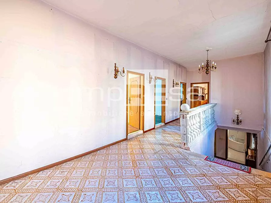 Immagine 9 di Palazzo in vendita  in pescheria a Treviso