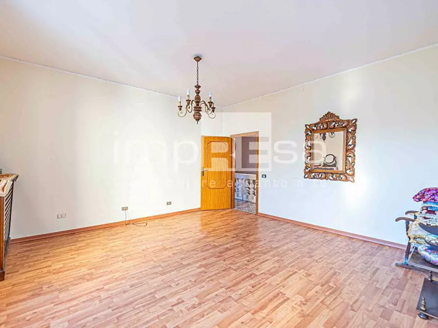 Immagine 12 di Palazzo in vendita  in pescheria a Treviso