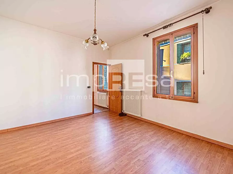 Immagine 15 di Palazzo in vendita  in pescheria a Treviso