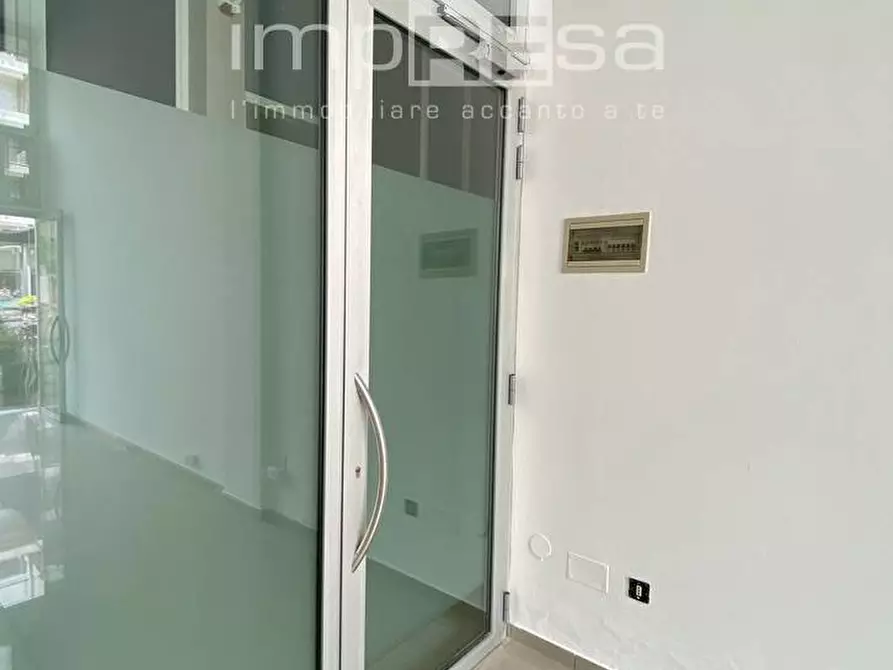 Immagine 2 di Negozio in vendita  a Jesolo