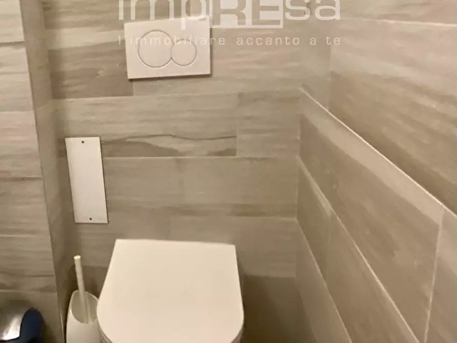 Immagine 8 di Negozio in vendita  a Jesolo
