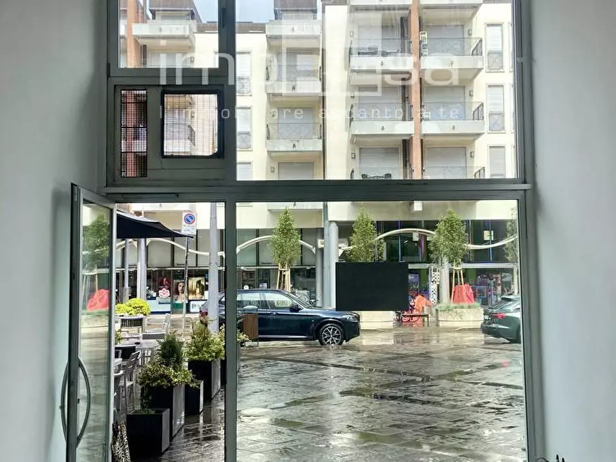 Immagine 3 di Negozio in vendita  a Jesolo