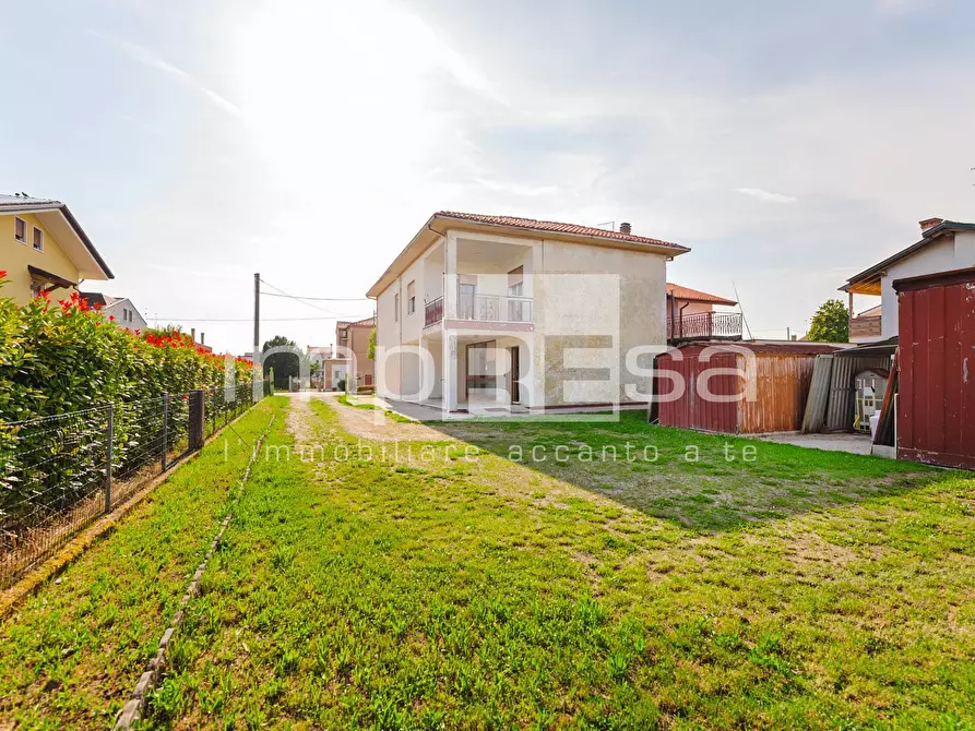 Immagine 3 di Casa indipendente in vendita  a Jesolo