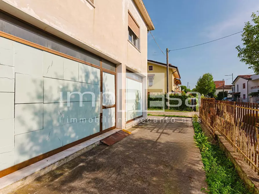Immagine 6 di Casa indipendente in vendita  a Jesolo