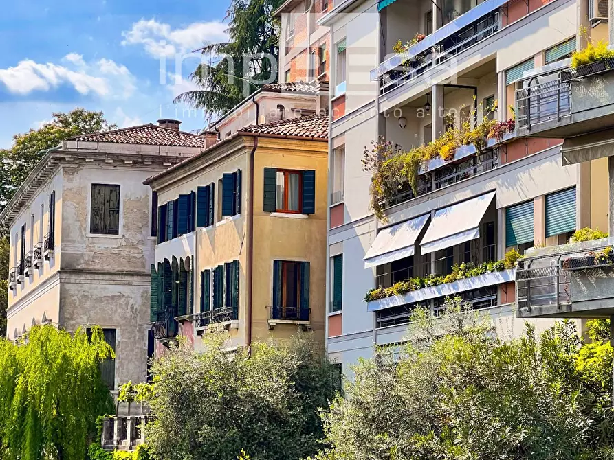 Immagine 3 di Appartamento in vendita  in Fuori Mura a Treviso