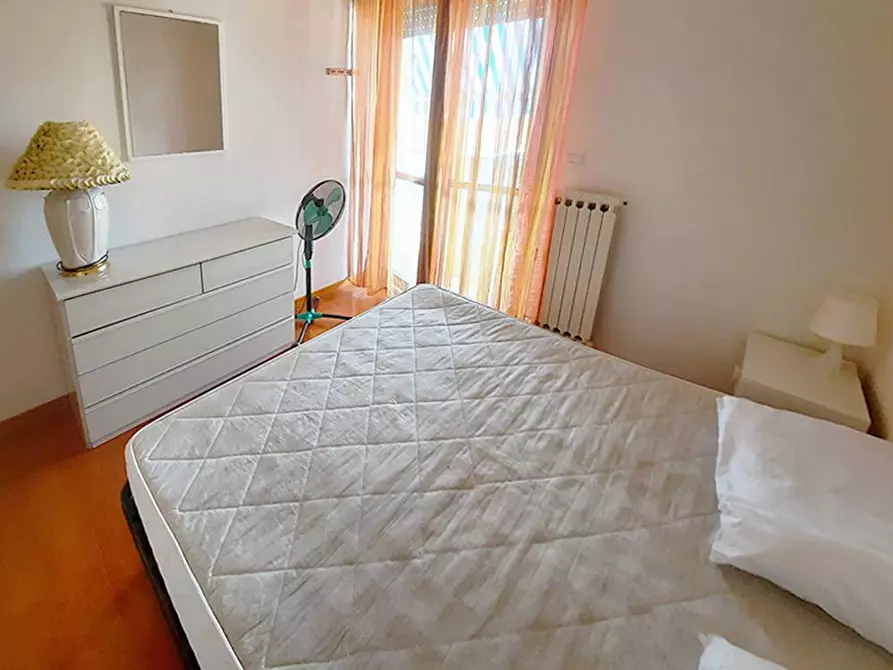 Immagine 7 di Appartamento in vendita  in VIALE MAZZINI a Alba Adriatica