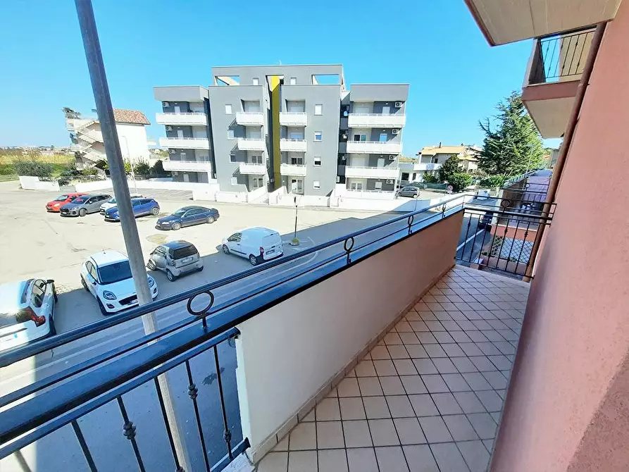 Immagine 15 di Appartamento in vendita  in VIA FRATELLI BANDIERA a Alba Adriatica