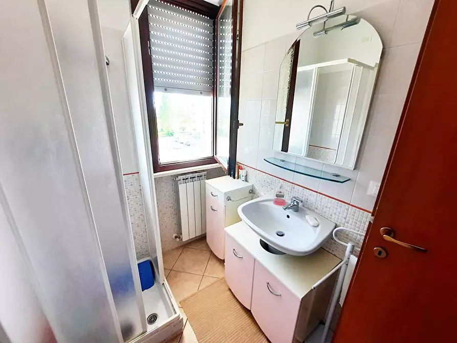 Immagine 10 di Appartamento in vendita  in VIA ERCOLE FALO' a Alba Adriatica