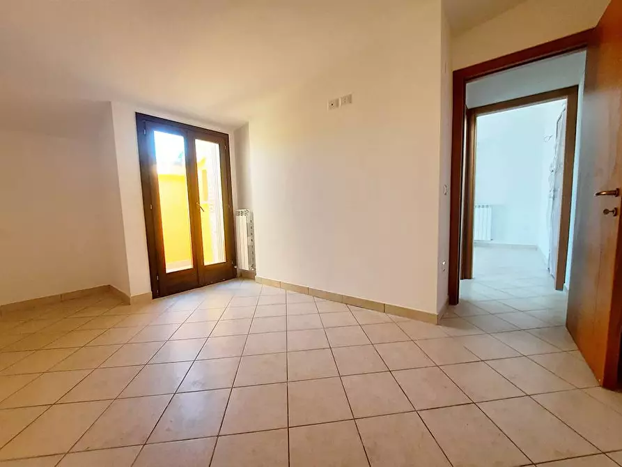 Immagine 5 di Appartamento in vendita  in VIA LEGNANO a Alba Adriatica