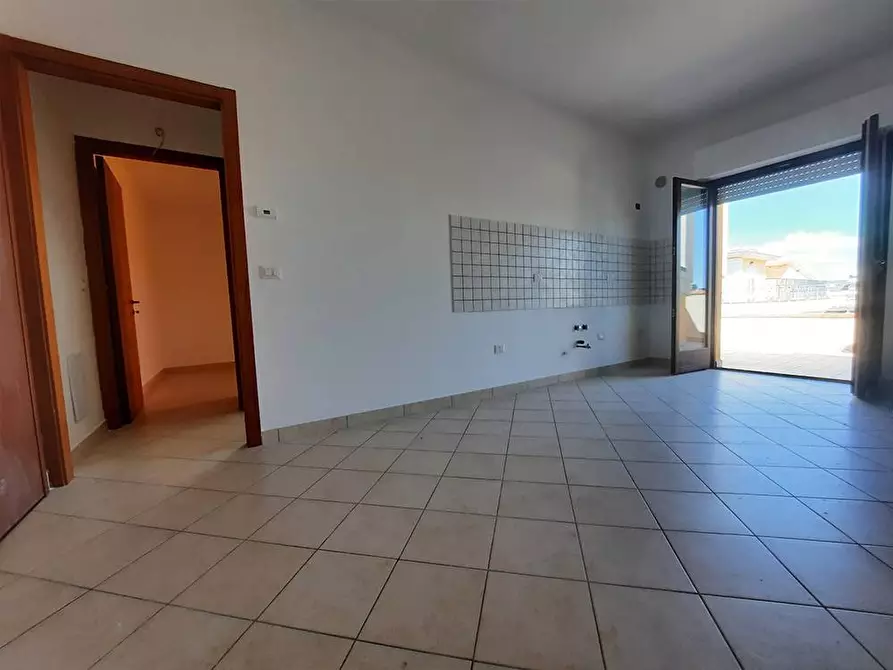 Immagine 2 di Appartamento in vendita  in VIA LEGNANO a Alba Adriatica